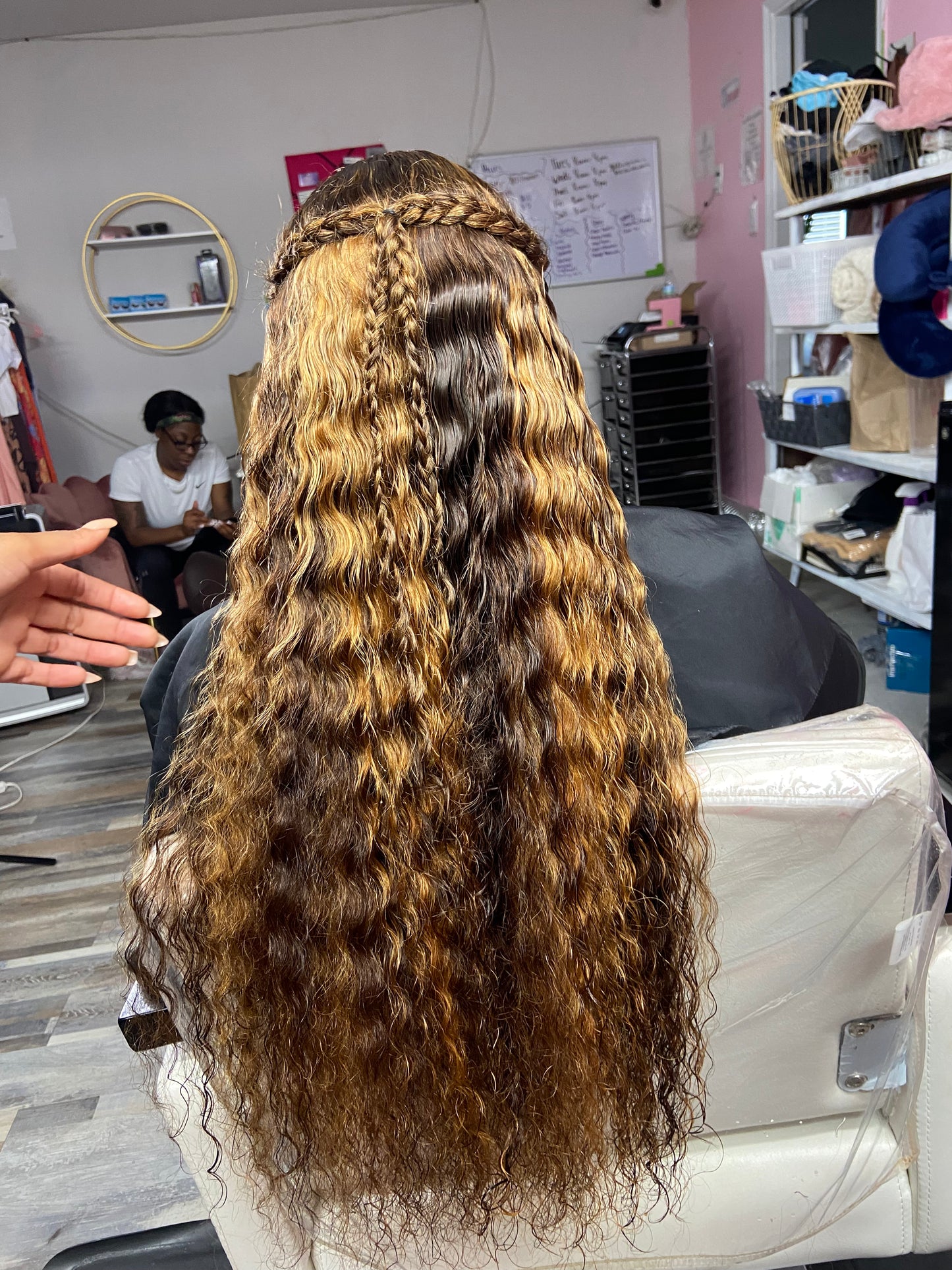 Highlighted 13 x 4 frontal unit (HD lace)